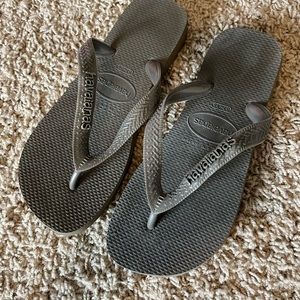 Olive Havaianas